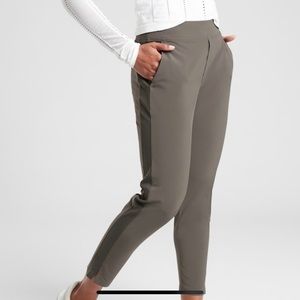 Athleta Brooklyn ankle pant. 4P